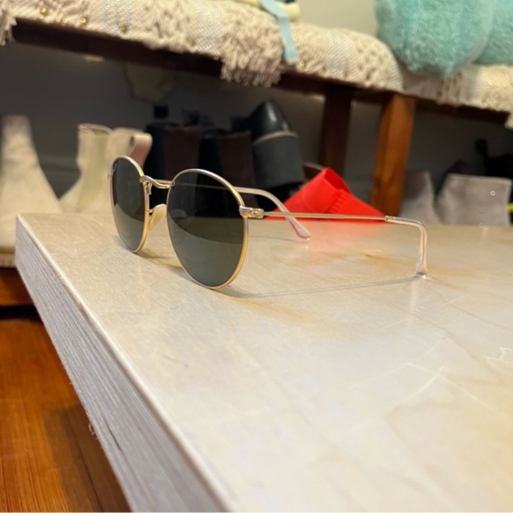 Polarized round Raybans - Picture 2 of 5